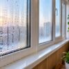 Почему потеют пластиковые окна на балконе